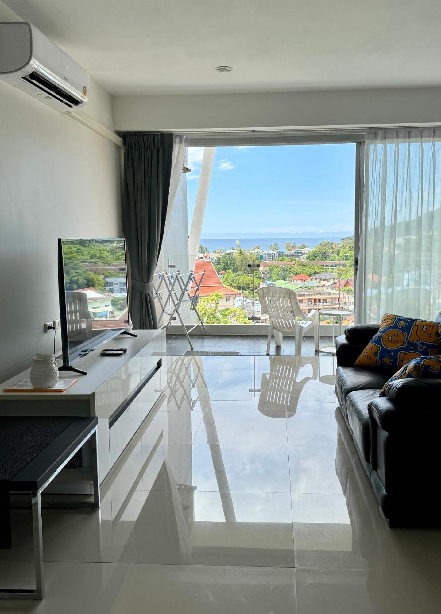 Sea View Studio At Chic Condo, Karon Beach Exterior photo