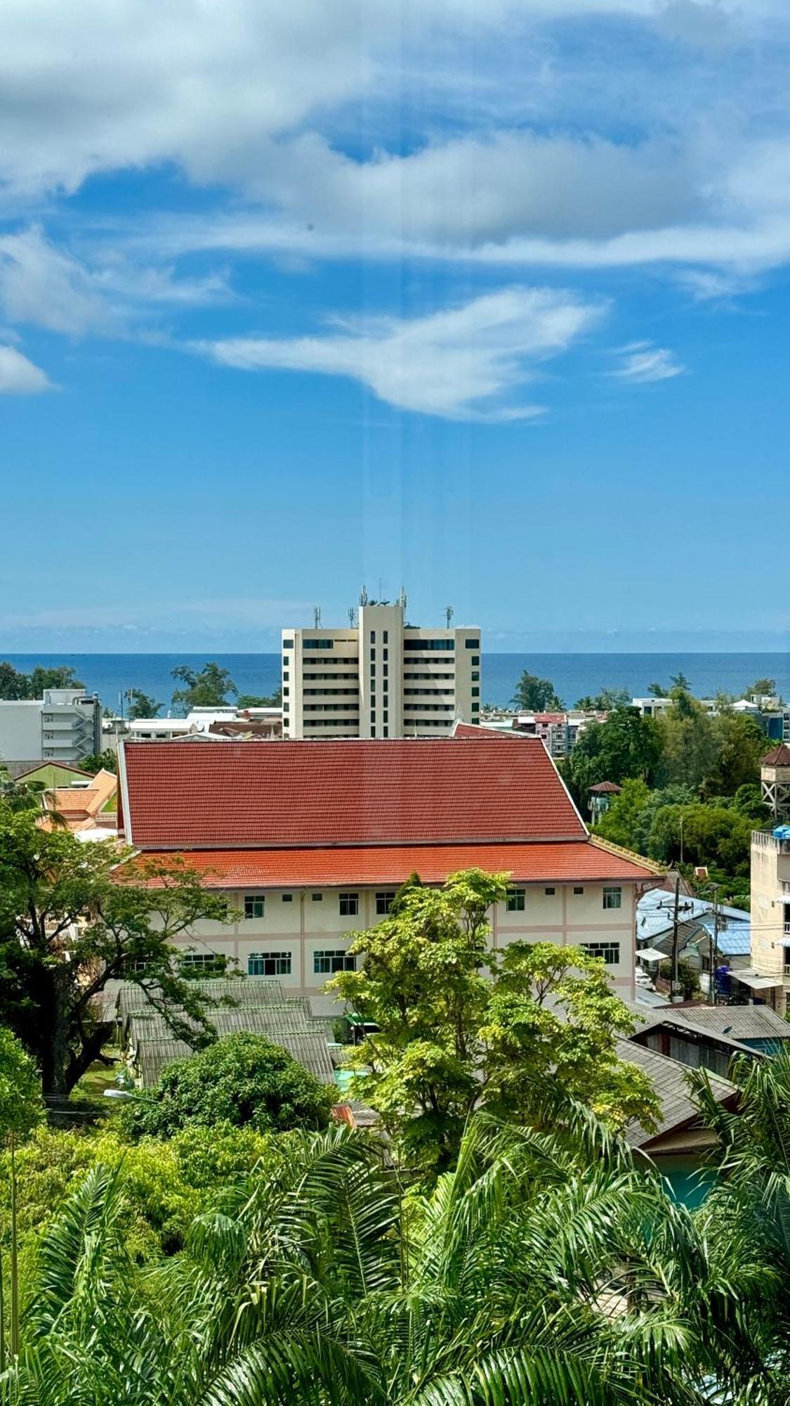 Sea View Studio At Chic Condo, Karon Beach Exterior photo